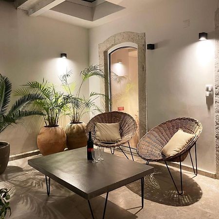 Guestready - Luxury With Private Terrace In Lapa Apartment Lisbon Bagian luar foto