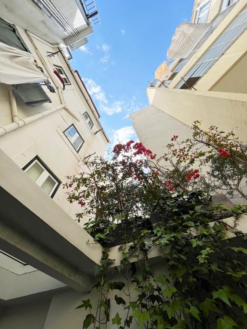 Guestready - Luxury With Private Terrace In Lapa Apartment Lisbon Bagian luar foto