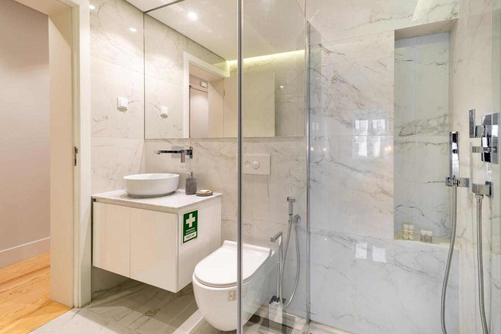 Guestready - Luxury With Private Terrace In Lapa Apartment Lisbon Bagian luar foto